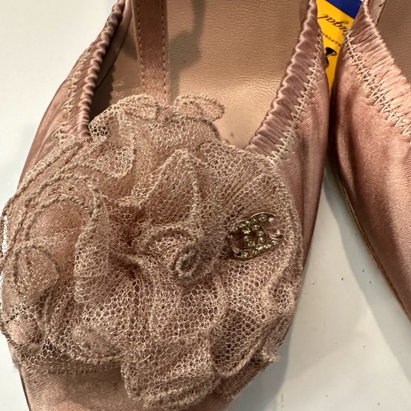 Chanel shoes - Picture 3 of 14